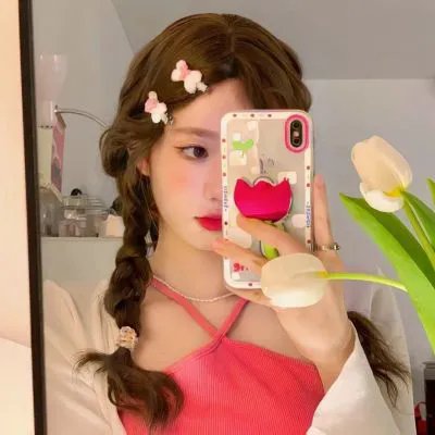 踉跄的女孩